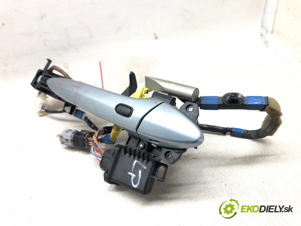 LEXUS IS II (_E2_) 2005 - 2013    250 (GSE20) 153 kW [208 KM] benzyna 2005 - 2013  Kľučka predný ľavá strana vonkajšia  (Vonkajšie predné ľavé)