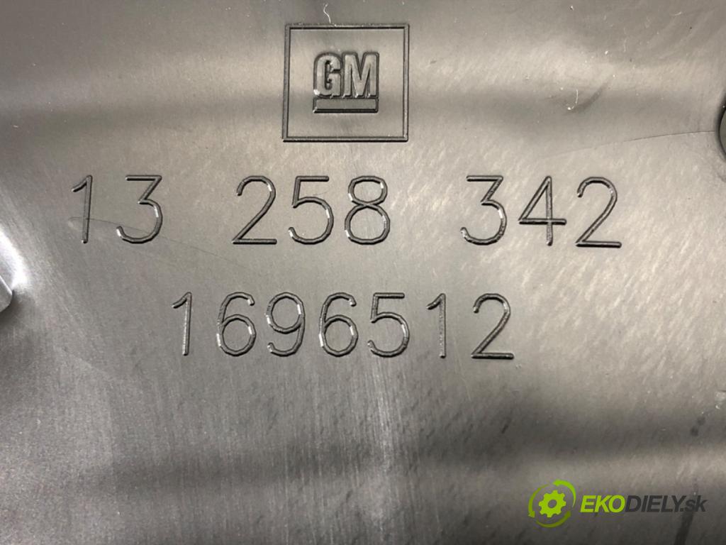 OPEL ASTRA J (P10) 2009 - 2015    1.4 Turbo (68) 103 kW [140 KM] benzyna 2009 - 2015  Tunel stredový  (Stredový tunel / panel)