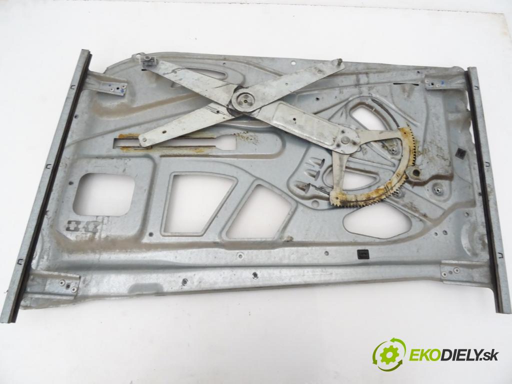 MERCEDES-BENZ ACTROS MP2 / MP3 2002 - 2022    3236 B  ZDVIH: okna predný ľavy