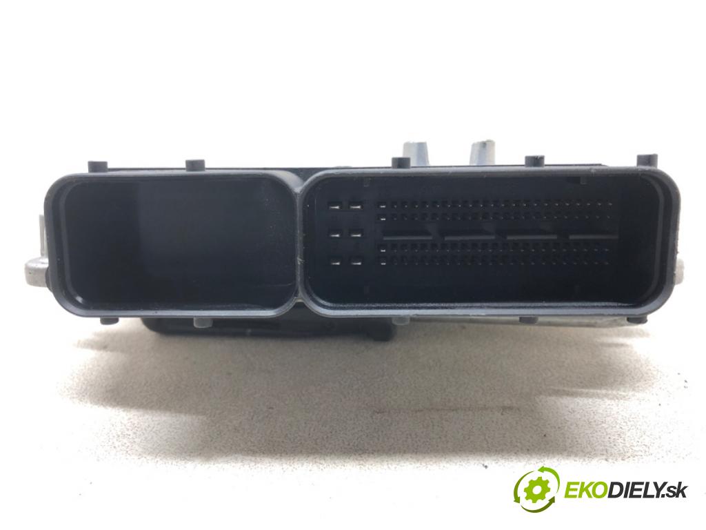 HYUNDAI i10 I (PA) 2007 - 2022    1.1 48 kW [65 KM] benzyna 2007 - 2013  riadiaca jednotka Motor 39110-02PM0 (Riadiace jednotky)