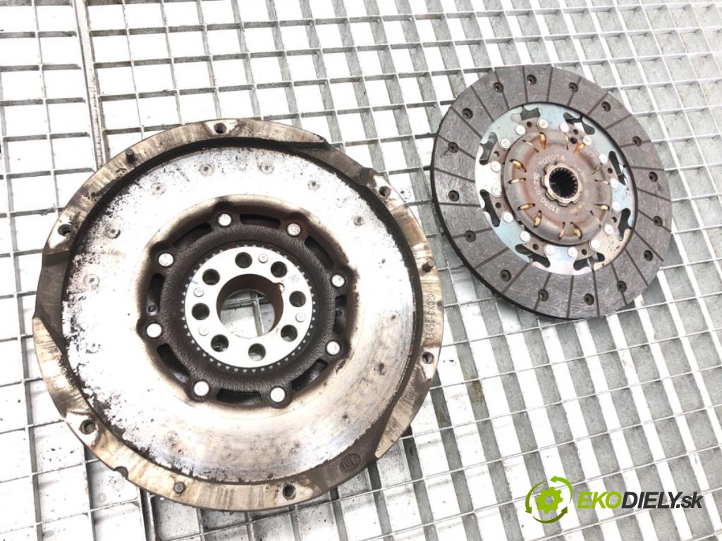 TOYOTA AURIS Kombi (_E18_) 2013 - 2018    1.6 D4-D (WWE185_) 82 kW [112 KM] olej napędowy 20  Spojková sada (bez ložiska) komplet 31250-05210 13450-0X020 (Kompletné sady (bez ložiska))