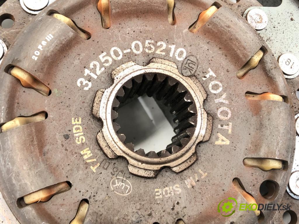 TOYOTA AURIS Kombi (_E18_) 2013 - 2018    1.6 D4-D (WWE185_) 82 kW [112 KM] olej napędowy 20  Spojková sada (bez ložiska) komplet 31250-05210 13450-0X020 (Kompletné sady (bez ložiska))