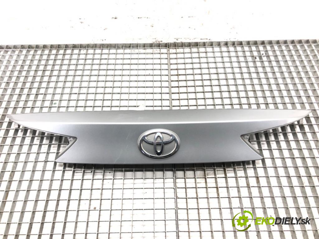TOYOTA AURIS Kombi (_E18_) 2013 - 2018    1.6 D4-D (WWE185_) 82 kW [112 KM] olej napędowy 20  Lišta dverí zad 76811-02830 (Lišty)