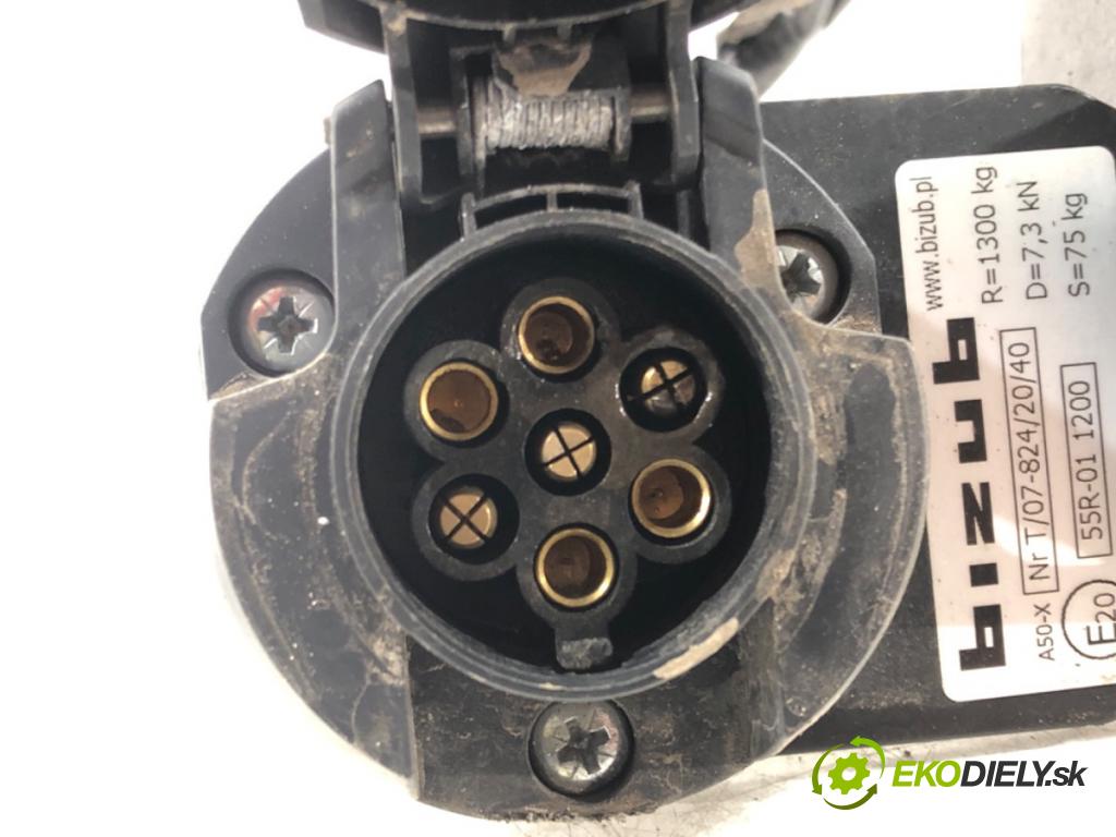 TOYOTA COROLLA (_E12_) 2001 - 2007    1.4 VVT-i (ZZE120_) 71 kW [97 KM] benzyna 2001 - 2  Hák tažné zařízení