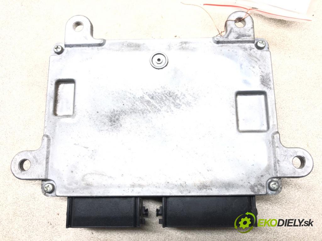 MITSUBISHI OUTLANDER III (GG_W, GF_W, ZJ, ZL, ZK) 2010 - 2022    2.0 (GF7W) 110 kW [150 KM] benzyna 2012 - 2022  riadiaca jednotka Motor 1860D160 (Riadiace jednotky)