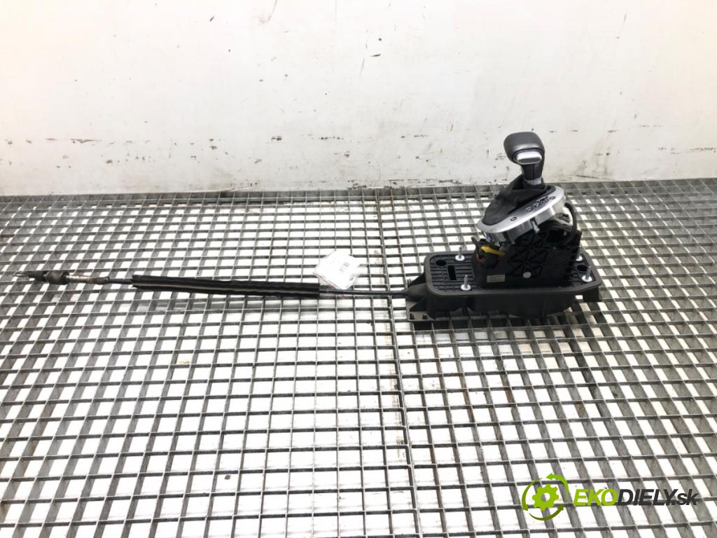 VW TOURAN (1T1, 1T2) 2003 - 2010    1.9 TDI 77 kW [105 KM] olej napędowy 2003 - 2010  Kulisa 1T1713025R (Rýchlostné páky / kulisy)