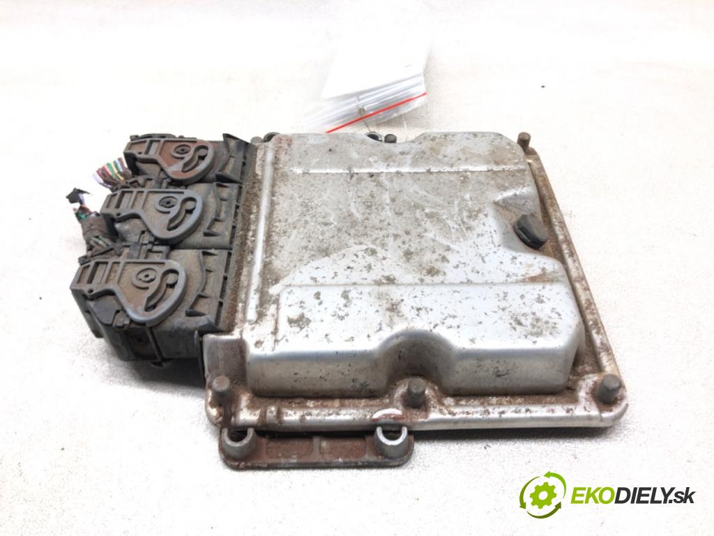 RENAULT LAGUNA II (BG0/1_) 2001 - 2007    1.9 dCi (BG08, BG0G) 88 kW [120 KM] olej napędowy   riadiaca jednotka Motor 8200163528 (Riadiace jednotky)