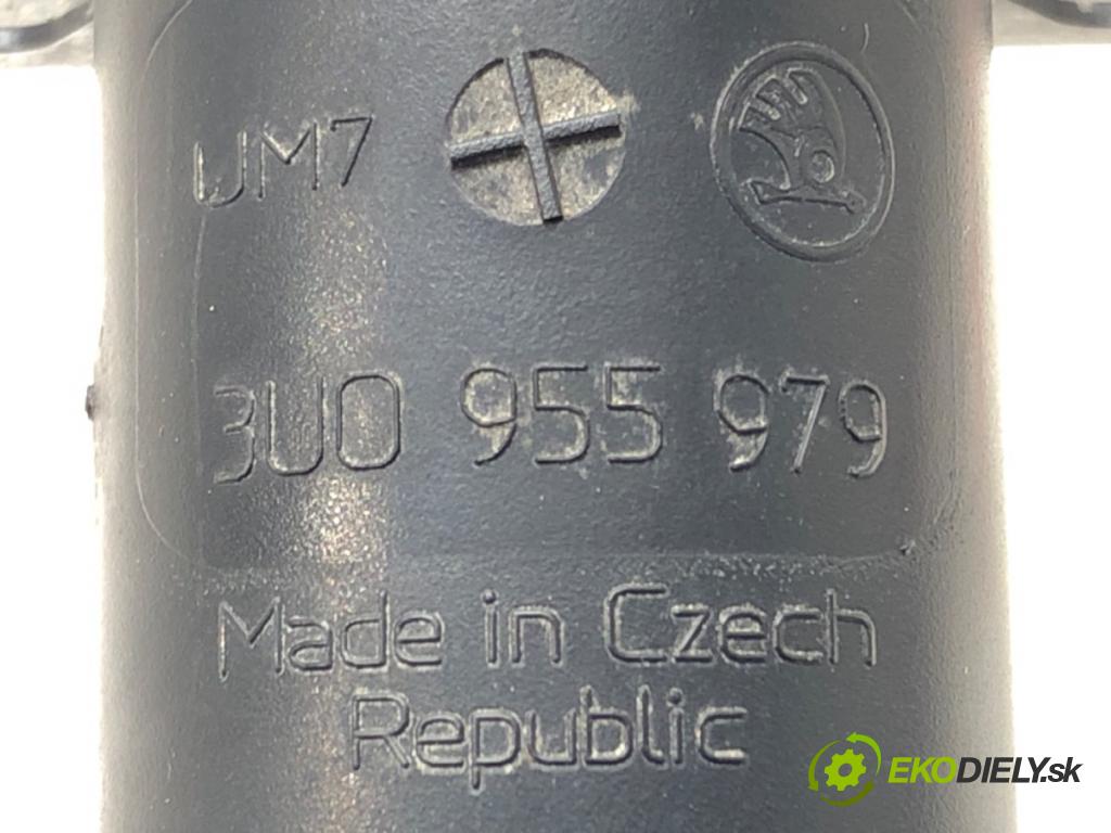 SKODA SUPERB II (3T4) 2008 - 2015    1.8 TSI 118 kW [160 KM] benzyna 2008 - 2015  ostrekovača svetla ľavy 3U0955979 (Motorčeky, čerpadlá ostrekovačov)