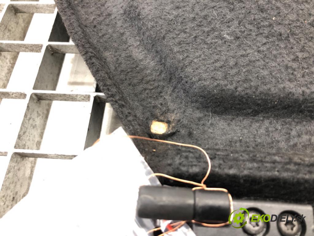 OPEL MERIVA A nadwozie wielkoprzestrzenne (MPV) (X03) 2003 - 2010    1.4 16V Twinport (E75) 66 kW [90 KM] benzyna 2004   Pláto zadná  (Pláta zadné)