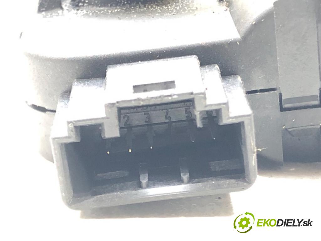 VW GOLF PLUS V (5M1, 521) 2004 - 2013    1.4 TSI 90 kW [122 KM] benzyna 2007 - 2013  Motorček kúrenia 3C1907511A (Motorčeky kúrenia)