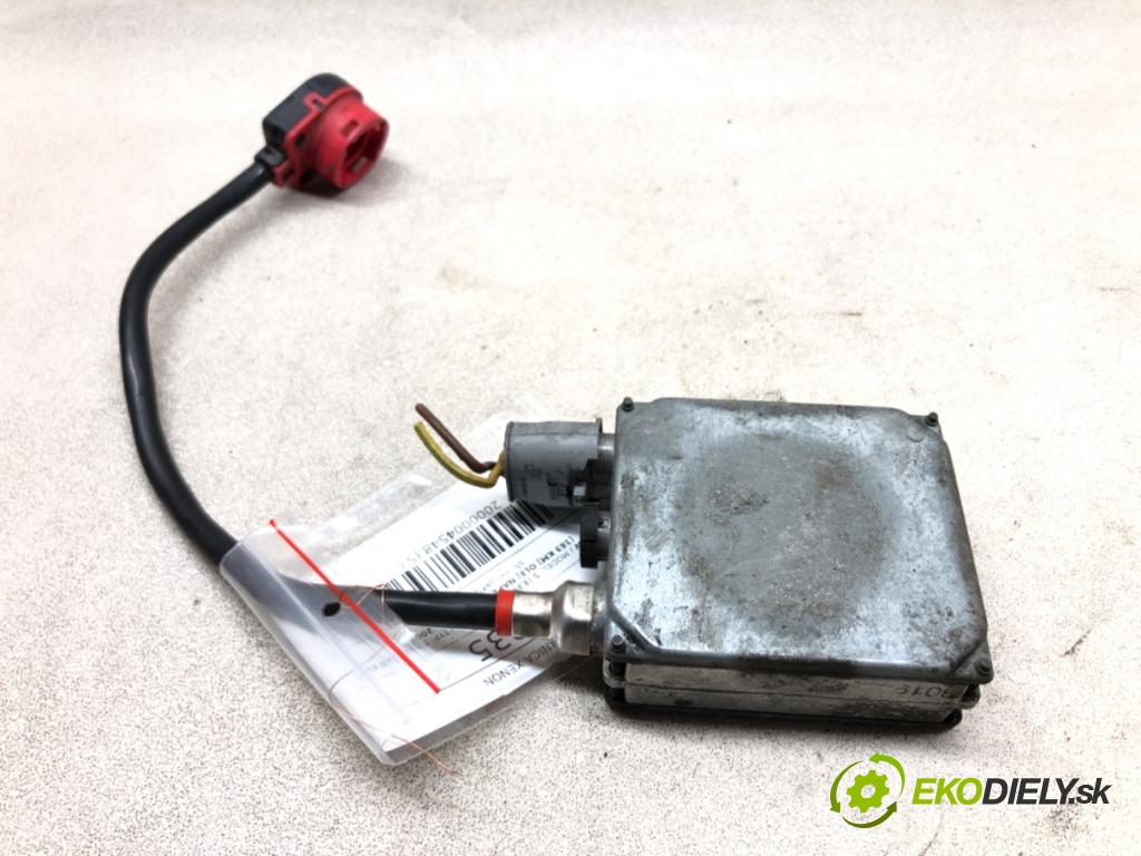 BMW 5 (E39) 1995 - 2003    525 d 120 kW [163 KM] olej napędowy 2000 - 2003  Menič XENON 5DV007760-29 (Riadiace jednotky xenónu)