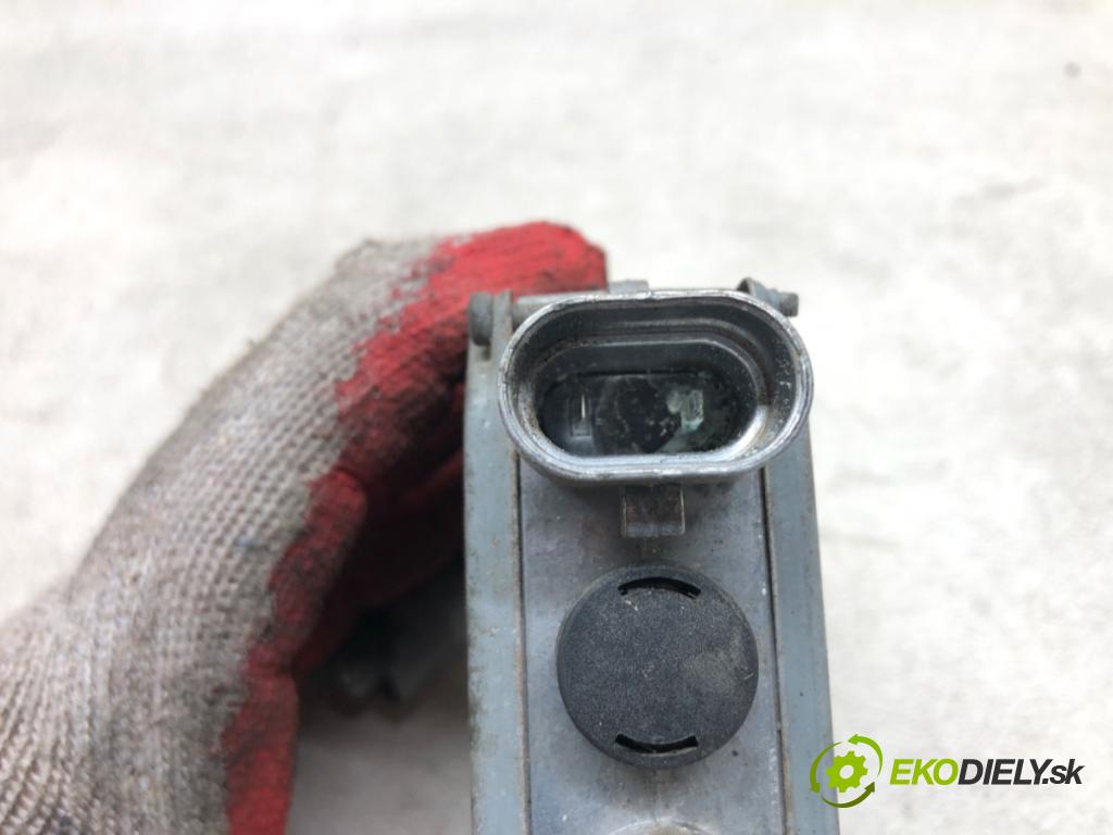 BMW 5 (E39) 1995 - 2003    525 d 120 kW [163 KM] olej napędowy 2000 - 2003  Menič XENON 5DV007760-29 (Riadiace jednotky xenónu)