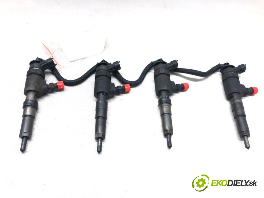 PEUGEOT 307 (3A/C) 2000 - 2012    1.4 HDi 50 kW [68 KM] olej napędowy 2001 - 2005  vstřikovací ventily 0445110135