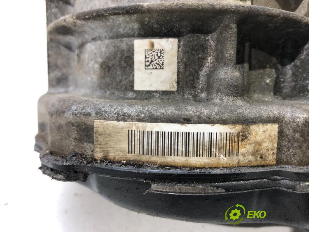 CITROEN C4 GRAND PICASSO I (UA_) 2006 - 2013    2.0 i 16V 103 kW [140 KM] benzyna 2006 - 2013  Pumpa servočerpadlo 9681965780 (Servočerpadlá, pumpy riadenia)