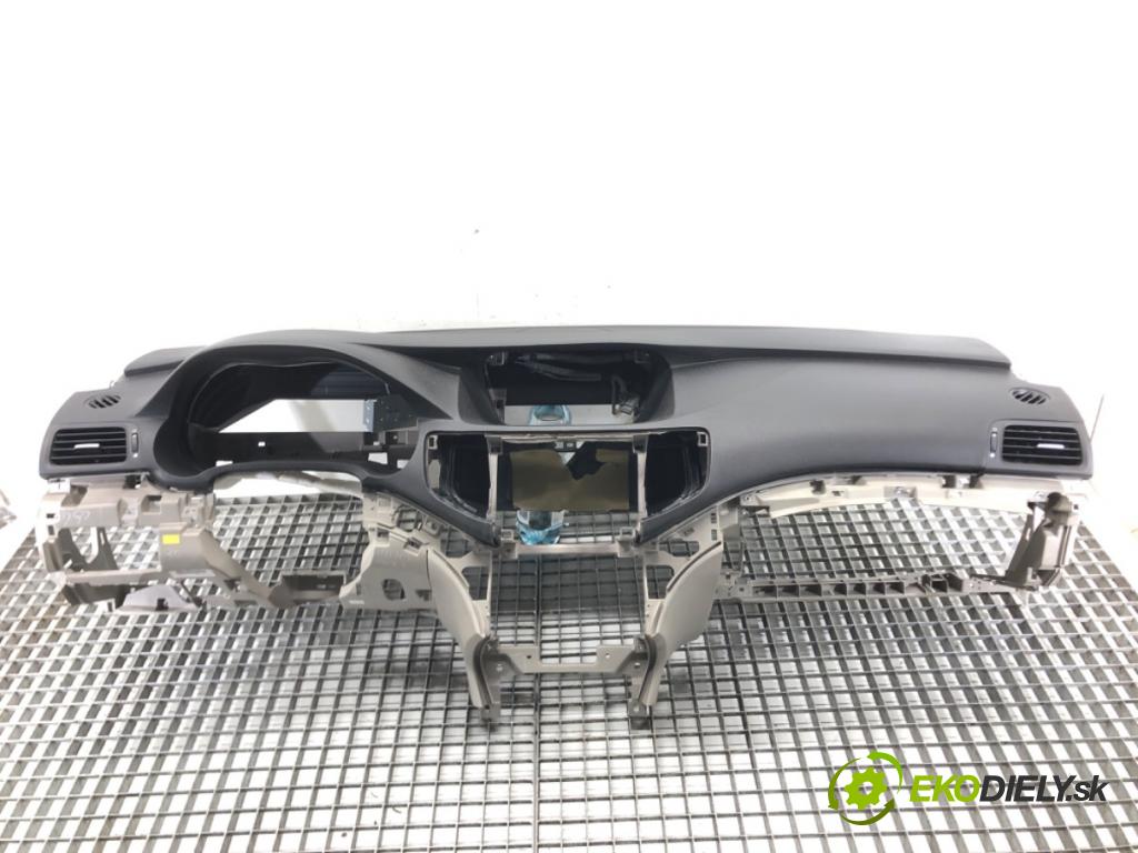 HONDA ACCORD VIII Kombi (CW) 2008 - 2022    2.2 i-DTEC (CW3) 110 kW [150 KM] olej napędowy 200  Palubná doska  (Palubné dosky)