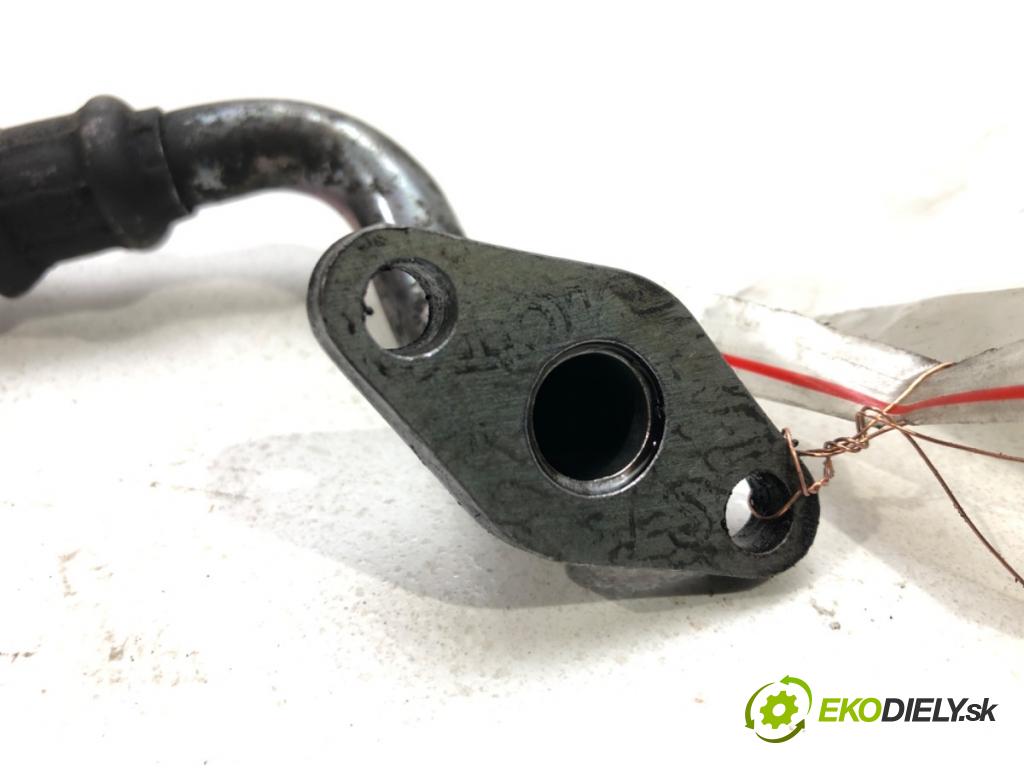 VW PASSAT B5 (3B2) 1996 - 2001    1.9 TDI 85 kW [115 KM] olej napędowy 1998 - 2000  rúrka turba  (Hadice intercoolera)