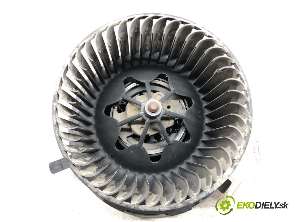 VW GOLF V (1K1) 2003 - 2010    2.0 TDI 16V 103 kW [140 KM] olej napędowy 2003 - 2  Ventilátor ventilátor kúrenia 1K1820015 (Ventilátory kúrenia)