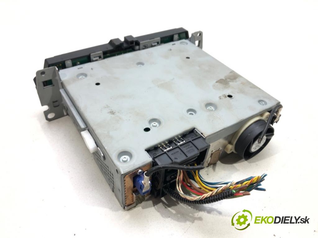 BMW 1 (E87) 2003 - 2013    118 d 105 kW [143 KM] olej napędowy 2007 - 2011  RADIO 9186215 (Audio zariadenia)