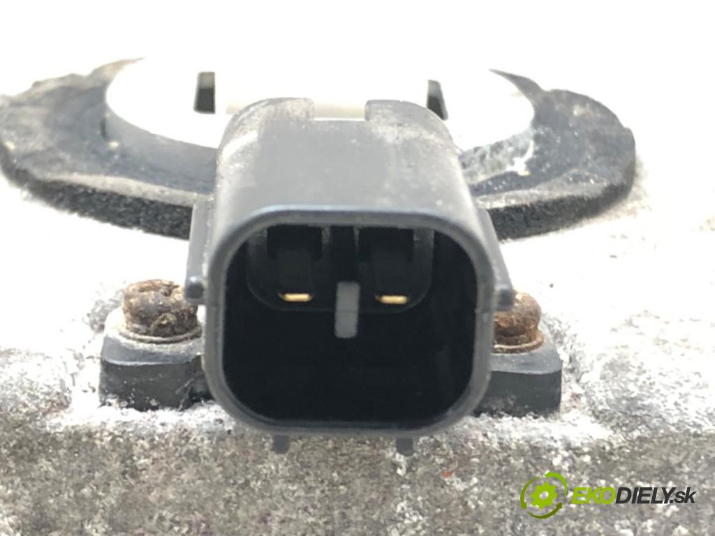 MAZDA 3 (BK) 2003 - 2009    2.0 (BKEP) 110 kW [150 KM] benzyna 2003 - 2009  Menič XENON W3T11371 (Riadiace jednotky xenónu)