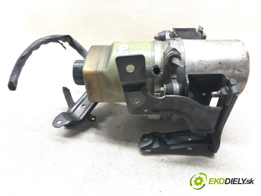 FORD FOCUS II Turnier (DA_, FFS, DS) 2004 - 2012    1.8 TDCi 85 kW [115 KM] olej napędowy 2004 - 2012  Pumpa servočerpadlo 104-0085-011-094F (Servočerpadlá, pumpy riadenia)