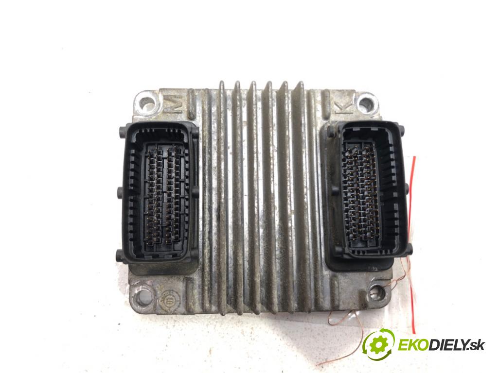 OPEL ASTRA G liftback (T98) 1998 - 2009    1.6 (F08, F48) 62 kW [84 KM] benzyna 2000 - 2005  riadiaca jednotka Motor 12214860 (Riadiace jednotky)