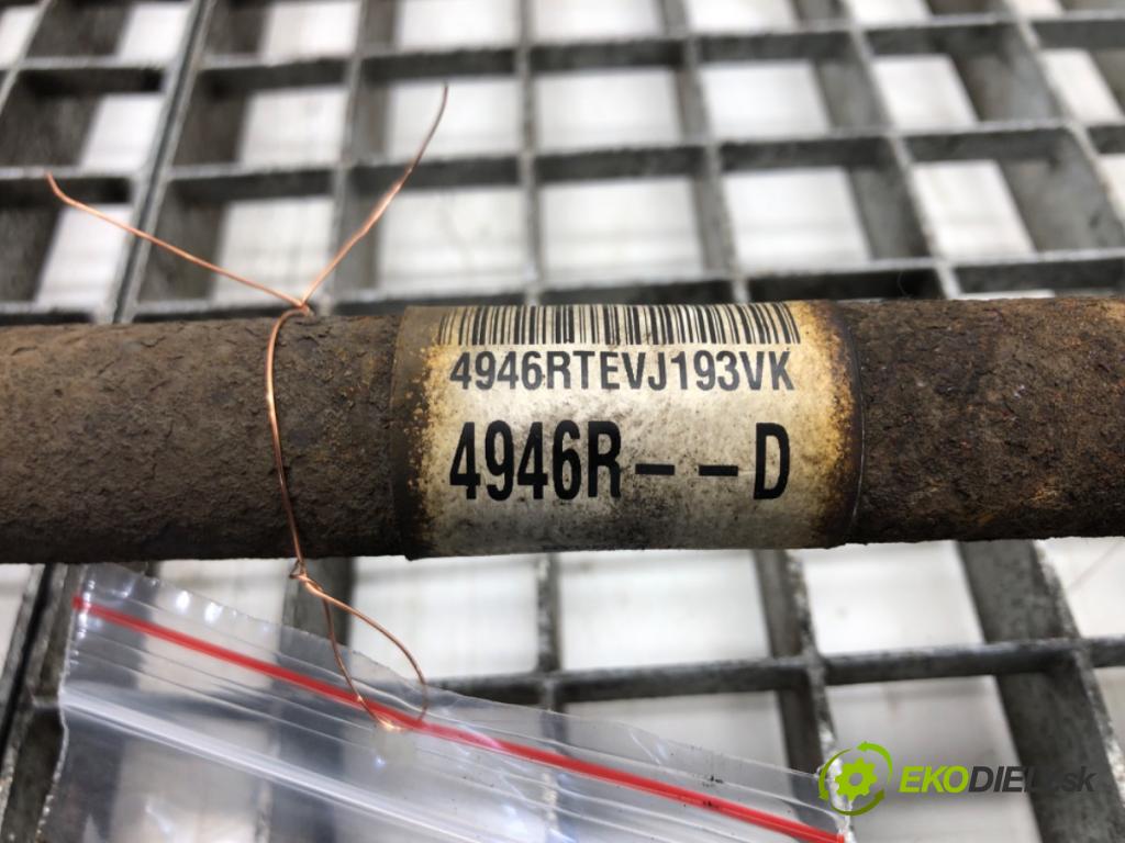 DACIA SANDERO II 2012 - 2022    TCe 90 (B8M1, B8MA) 66 kW [90 KM] benzyna 2012 - 2  Poloos ľavá strana 391014946R (Poloosy)