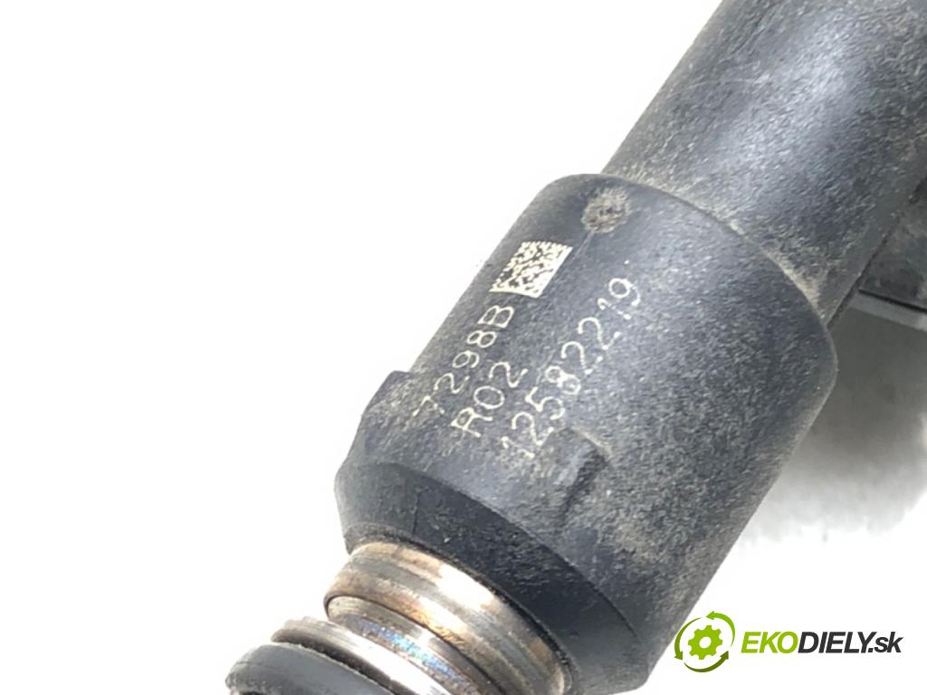 CHEVROLET COBALT 2003 - 2022    2.2 110 kW [150 KM] benzyna 2006 - 2008  Lišta vstrekovacia Vstrekovacie ventily 12582219 (Vstrekovacie lišty)