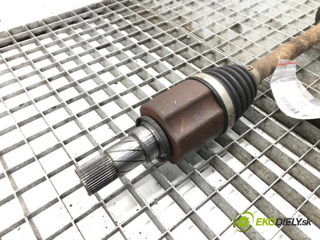 RENAULT MEGANE III Grandtour (KZ0/1) 2008 - 2022    1.6 dCi (KZ00, KZ12, KZ13) 96 kW [130 KM] olej nap  Poloos ľavá strana  (Poloosy)