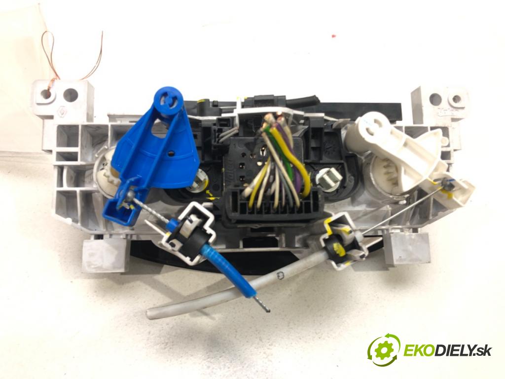 DACIA DUSTER (HS_) 2010 - 2018    1.6 SCe 115 84 kW [115 KM] benzyna 2015 - 2018  Panel ovládania kúrenia N112381J (Prepínače, spínače, tlačidlá a ovládače kúrenia)