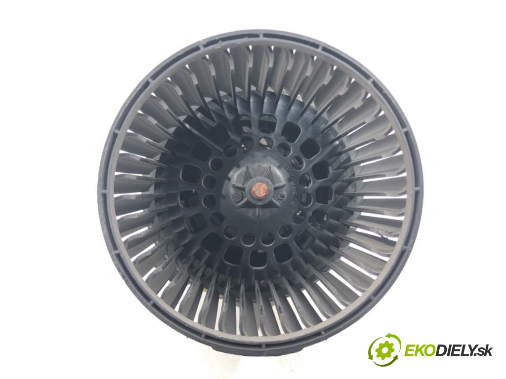 DACIA DUSTER (HS_) 2010 - 2018    1.6 SCe 115 84 kW [115 KM] benzyna 2015 - 2018  ventilátor topení N109038B (Ventilátory topení)