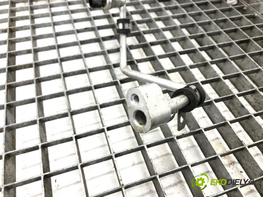 DACIA DUSTER (HS_) 2010 - 2018    1.6 SCe 115 84 kW [115 KM] benzyna 2015 - 2018  rúrka klimatizácie 924404272R (Rúrky klimatizácie)