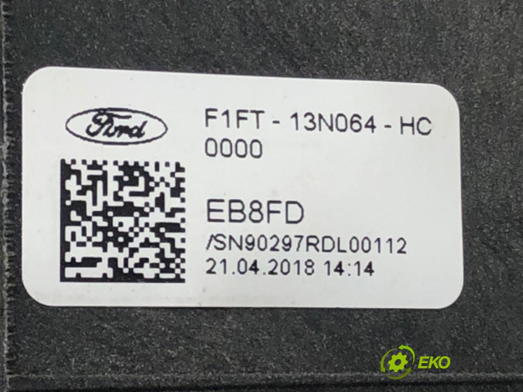 FORD KUGA II (DM2) 2012 - 2022    1.5 EcoBoost 110 kW [150 KM] benzyna 2014 - 2019  Prepínač kombinovaný F1FT-13N064-HC (Prepínače, spínače, tlačidlá a ovládače kúrenia)