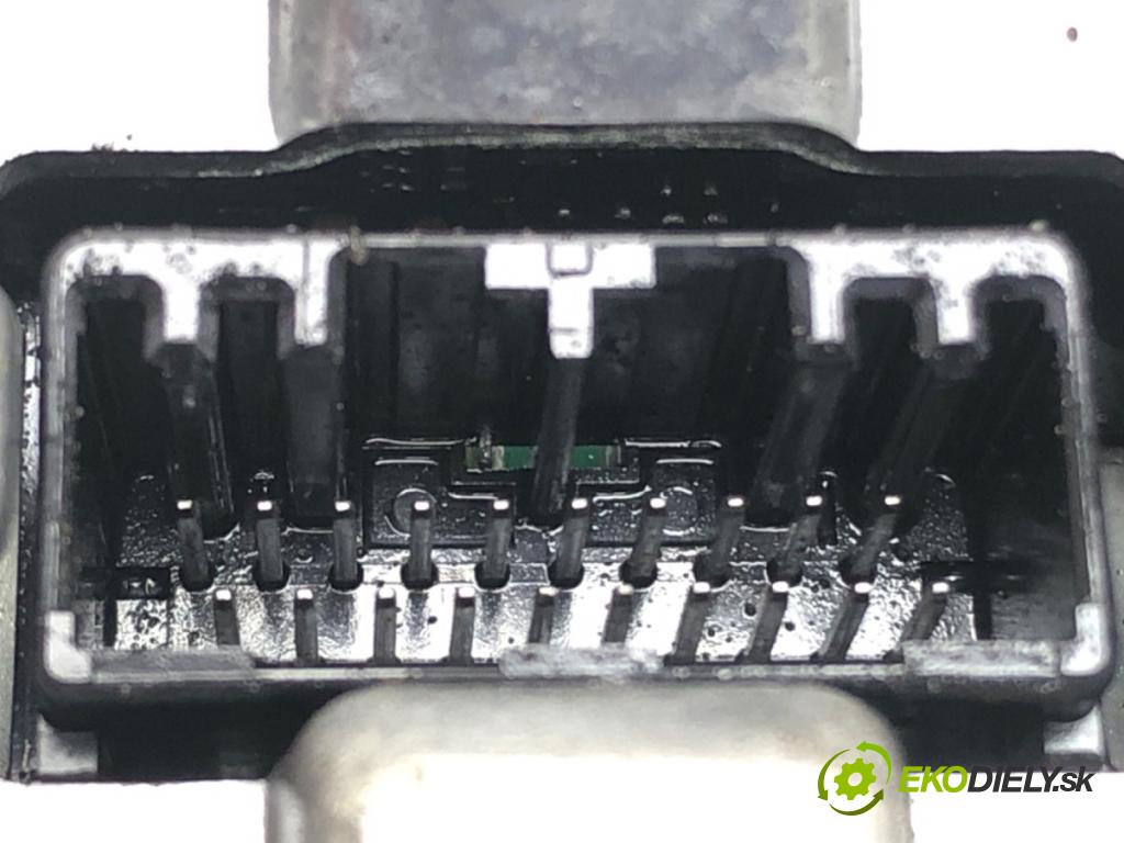 FORD KUGA II (DM2) 2012 - 2022    1.5 EcoBoost 110 kW [150 KM] benzyna 2014 - 2019  Menič XENON GV41-13B626-AA (Riadiace jednotky xenónu)