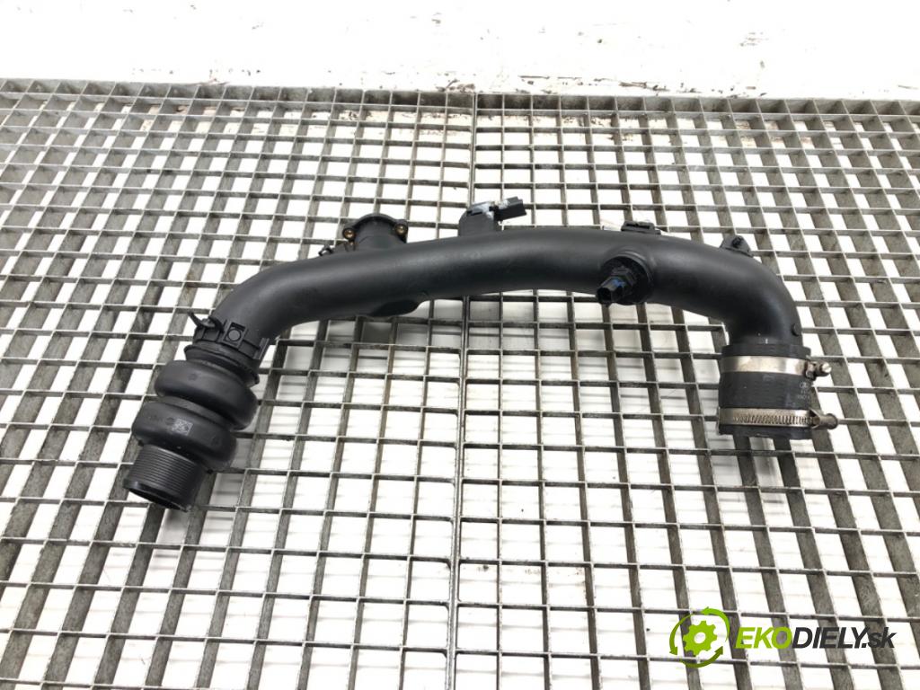FORD KUGA II (DM2) 2012 - 2022    1.5 EcoBoost 110 kW [150 KM] benzyna 2014 - 2019  Rúra hadice trubka vzduchu  (Hadice chlazení vzduchu)