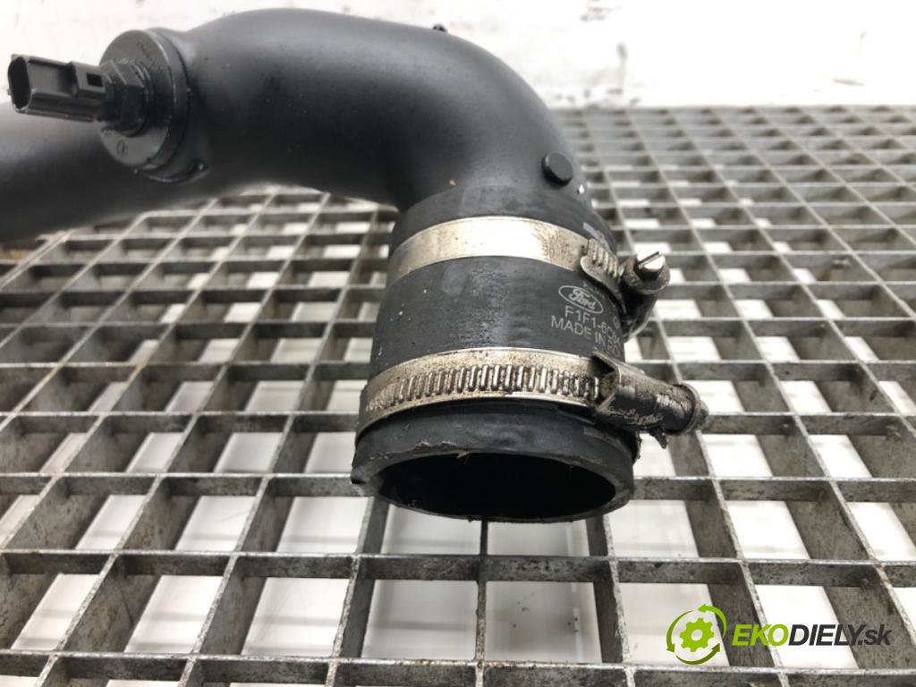 FORD KUGA II (DM2) 2012 - 2022    1.5 EcoBoost 110 kW [150 KM] benzyna 2014 - 2019  Rúra hadice trubka vzduchu  (Hadice chlazení vzduchu)