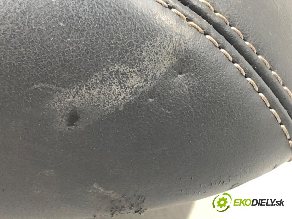 FORD KUGA II (DM2) 2012 - 2022    1.5 EcoBoost 110 kW [150 KM] benzyna 2014 - 2019  Lakťová opierka  (Lakťové opierky)