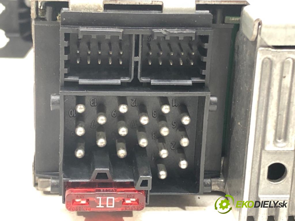 BMW 3 (E46) 1997 - 2005    330 d 150 kW [204 KM] olej napędowy 2003 - 2005  RADIO RCC104-53 (Audio zariadenia)