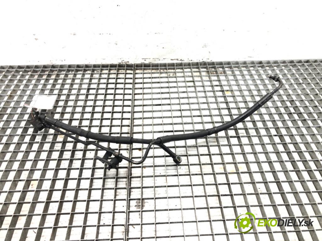 BMW 3 (E46) 1997 - 2005    330 d 150 kW [204 KM] olej napędowy 2003 - 2005  hadica servočerpadlo  (Rúrky, hadice servočerpadla)