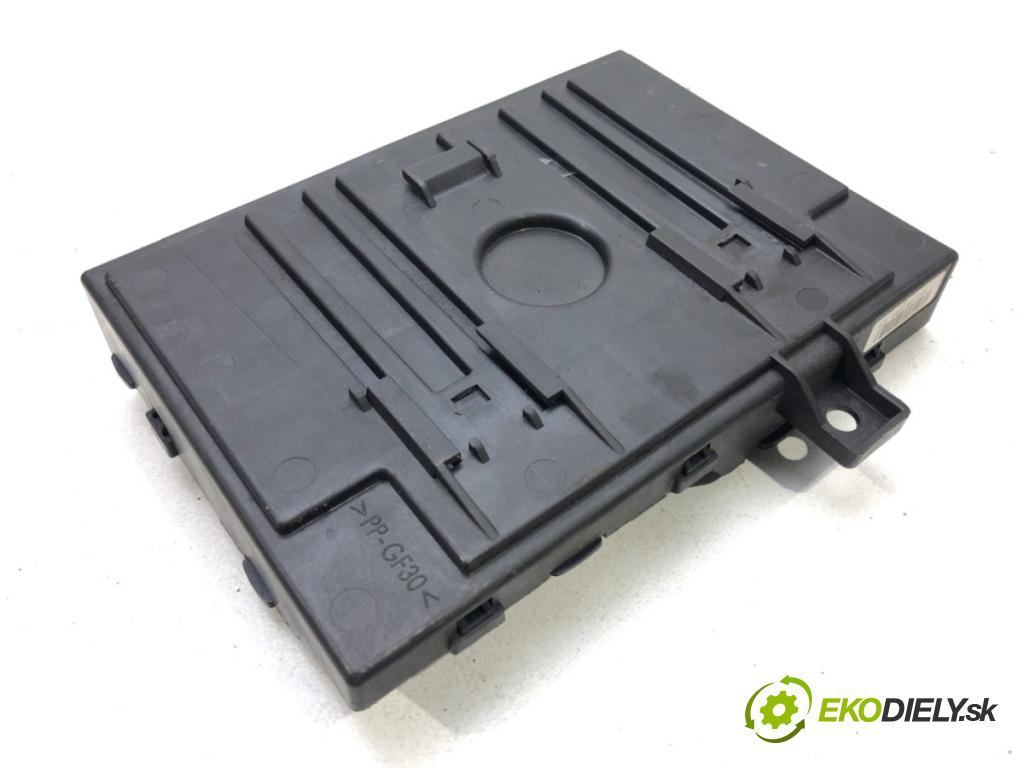 FORD FIESTA VI (CB1, CCN) 2008 - 2022    1.25 60 kW [82 KM] benzyna 2008 - 2017  Modul komfortu 8V51-15K600-CJ (Moduly komfortu)