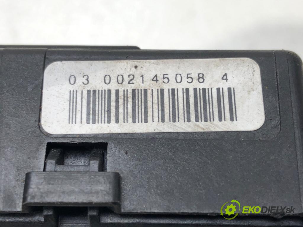 FORD FIESTA VI (CB1, CCN) 2008 - 2022    1.25 60 kW [82 KM] benzyna 2008 - 2017  Modul komfortu 8V51-15K600-CJ (Moduly komfortu)