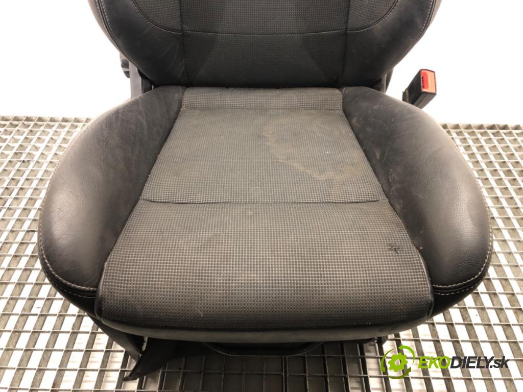 FORD S-MAX (WA6) 2006 - 2014    2.5 ST 162 kW [220 KM] benzyna 2006 - 2014  Sedadlo pravy obrazovka