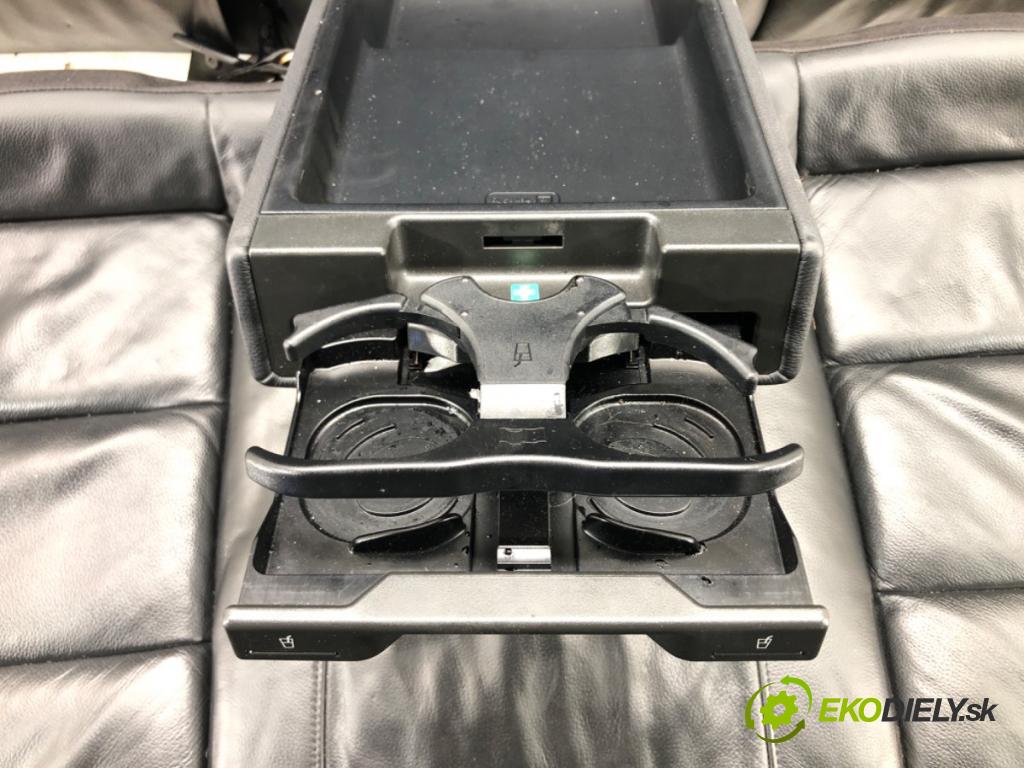 AUDI A6 C6 (4F2) 2004 - 2011    4.2 quattro 246 kW [335 KM] benzyna 2004 - 2006  Sedadlo zad  (Sedačky, sedadlá)