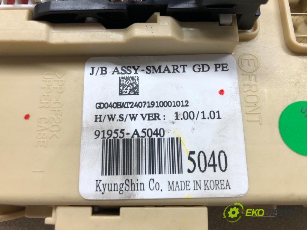 HYUNDAI i30 Kombi (GD) 2012 - 2022    1.4 CRDi 66 kW [90 KM] olej napędowy 2012 - 2022  Modul BSI 91955-A5040 (Poistkové skrinky)