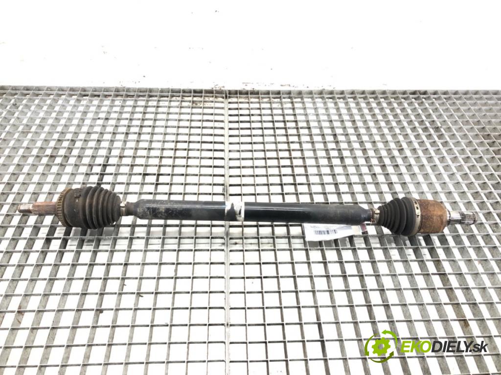 HYUNDAI i30 Kombi (GD) 2012 - 2022    1.4 CRDi 66 kW [90 KM] olej napędowy 2012 - 2022  Poloos pravá  (Poloosy)