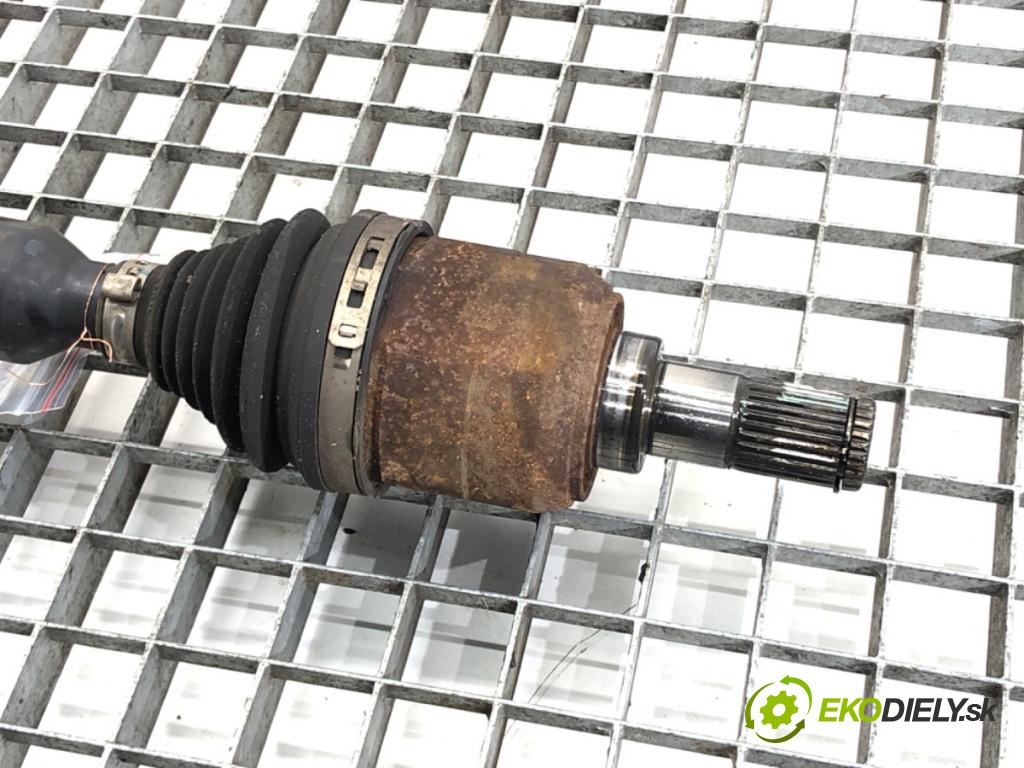 HYUNDAI i30 Kombi (GD) 2012 - 2022    1.4 CRDi 66 kW [90 KM] olej napędowy 2012 - 2022  Poloos pravá  (Poloosy)