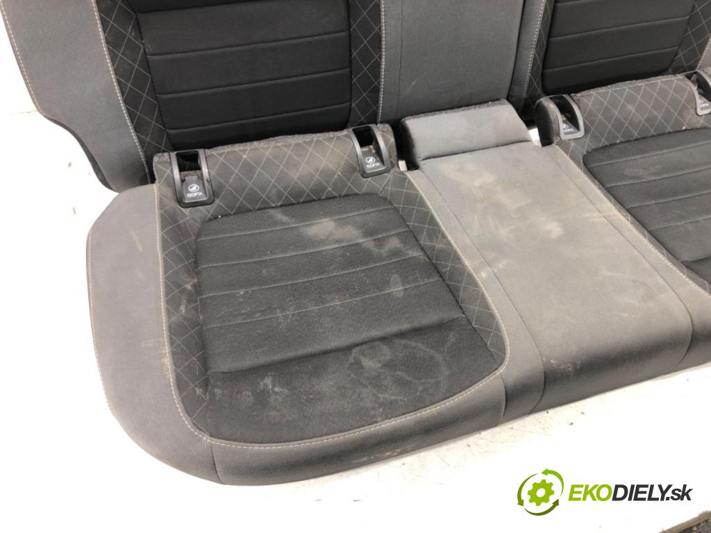 SKODA FABIA III (NJ3) 2014 - 2022    1.0 55 kW [75 KM] benzyna 2014 - 2022  sedadlo zadní část  (Sedačky, sedadla)