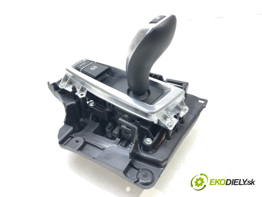 BMW 5 (F10) 2009 - 2016    528 i xDrive 180 kW [245 KM] benzyna 2011 - 2016  Kulisa 10099975-00 (Rýchlostné páky / kulisy)