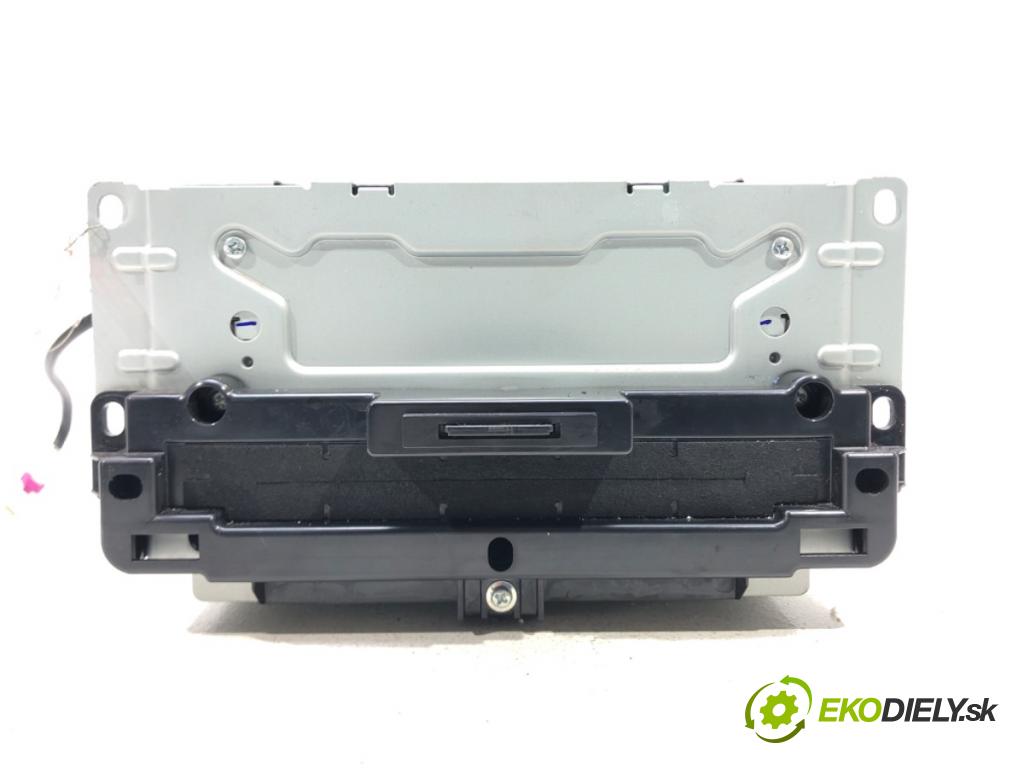 MASERATI QUATTROPORTE VI 2012 - 2022    3.0 S Q4 302 kW [411 KM] benzyna 2013 - 2022  RADIO Navigácia 06700084900 (Audio zariadenia)