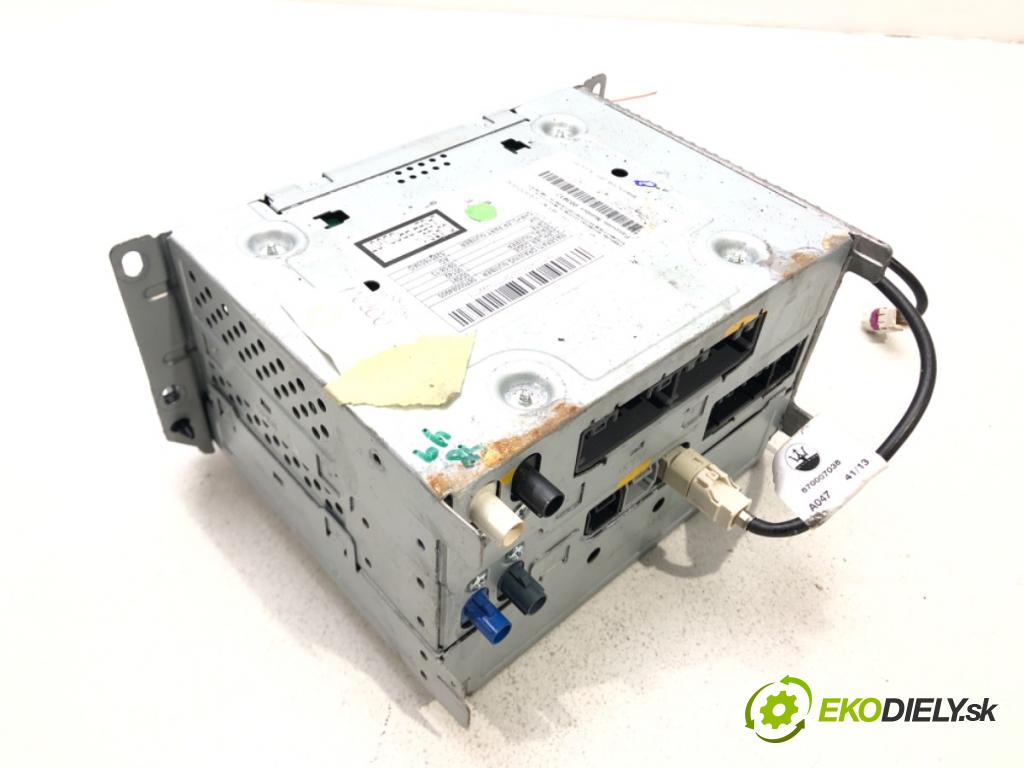 MASERATI QUATTROPORTE VI 2012 - 2022    3.0 S Q4 302 kW [411 KM] benzyna 2013 - 2022  RADIO Navigácia 06700084900 (Audio zariadenia)