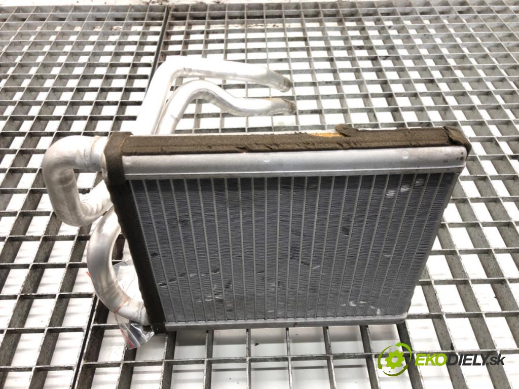 KIA RIO III (UB) 2011 - 2017    1.2 CVVT 62 kW [84 KM] benzyna 2014 - 2017  Výhrevné teleso, radiátor kúrenia  (Radiátory kúrenia)